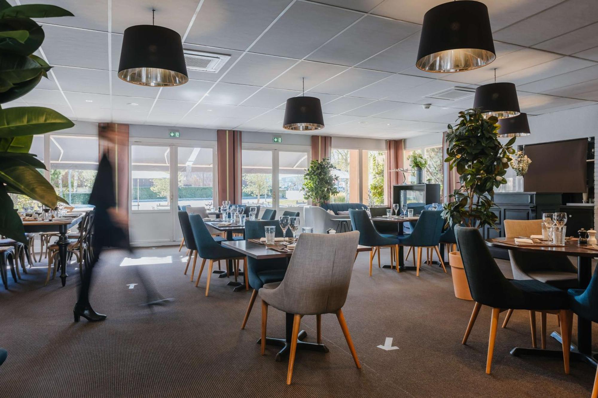 Sure Hotel By Best Western Châteauroux Buitenkant foto