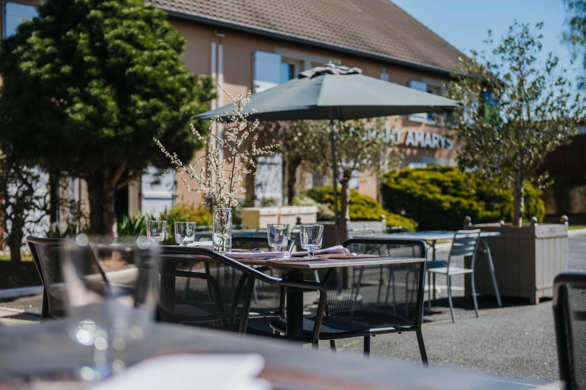 Sure Hotel By Best Western Châteauroux Buitenkant foto